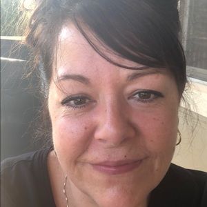 Meet your Posher, Holly